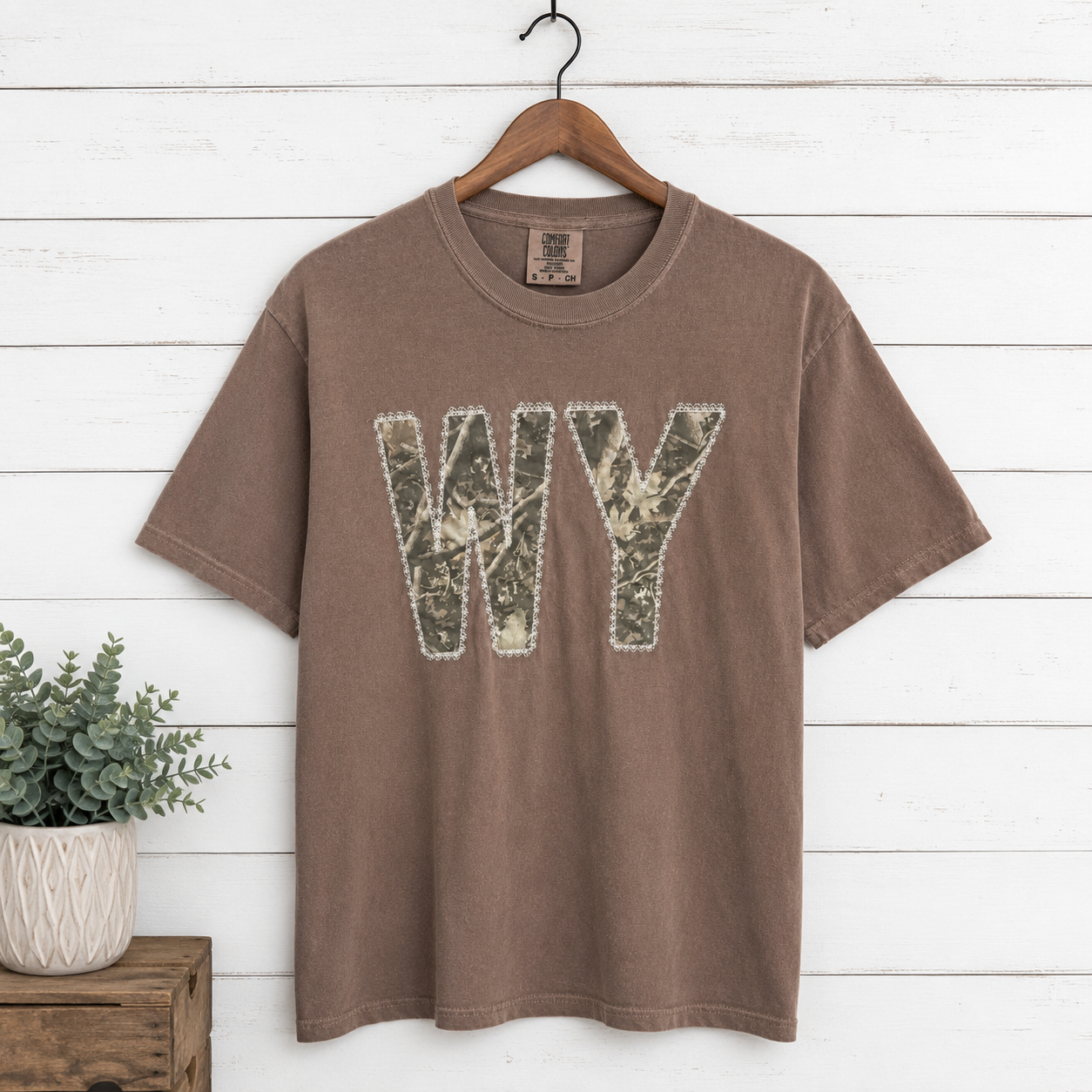Laced WY Comfort Colors T